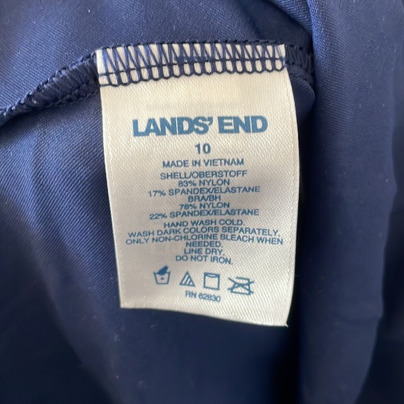 Lands’ End Swim Top Size 10 - Picture 4 of 6